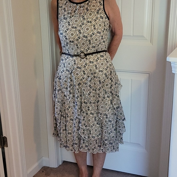 Robbie Bee Women's Fit n Flare Belted Dress - Picture 8 of 9